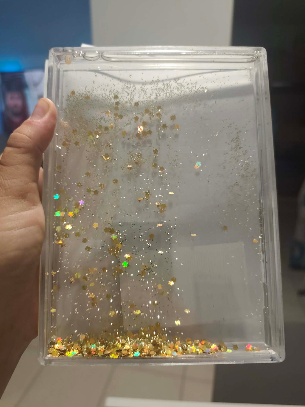 Water frame with glitter